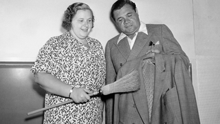 Yankees Stop Playing Kate Smith's "God Bless America" Recording Because Of Her Racist Jingles